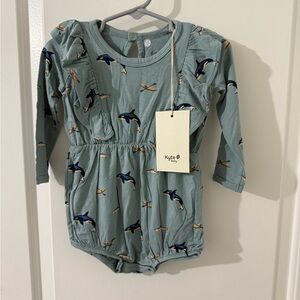 Kyte BABY long sleeve Bubble Romper Bodysuit in Baby Orca